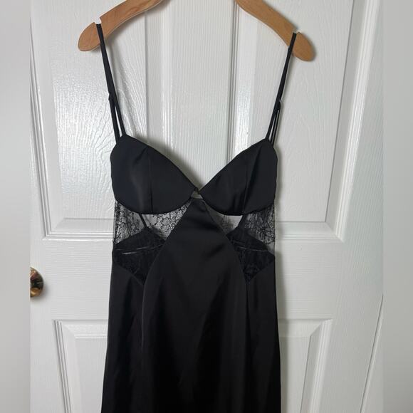 Katie May Ariana Gown in Black M - Picture 4 of 11